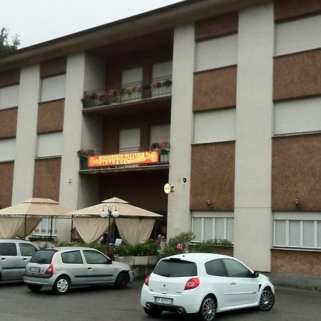 Albergo Cristallo Cittiglio Extérieur photo