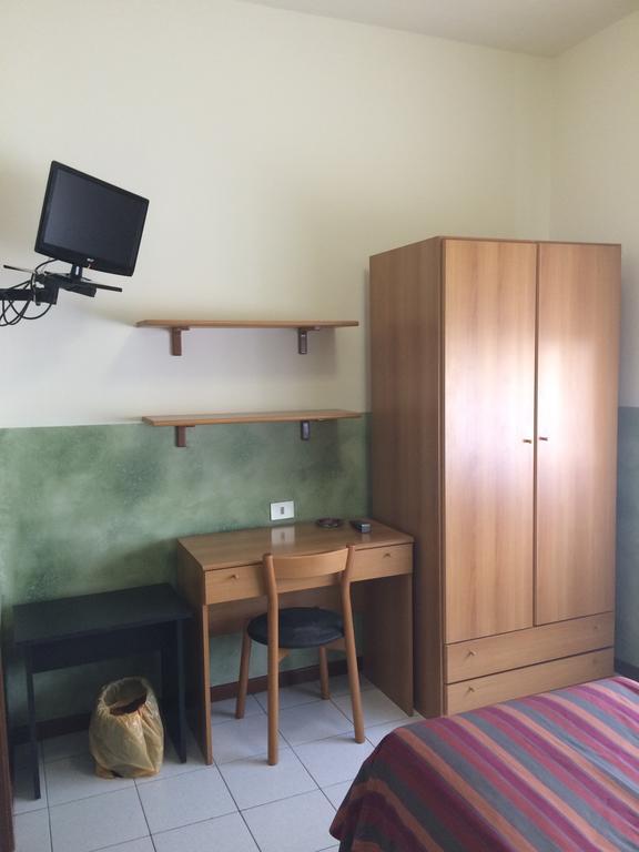 Albergo Cristallo Cittiglio Extérieur photo