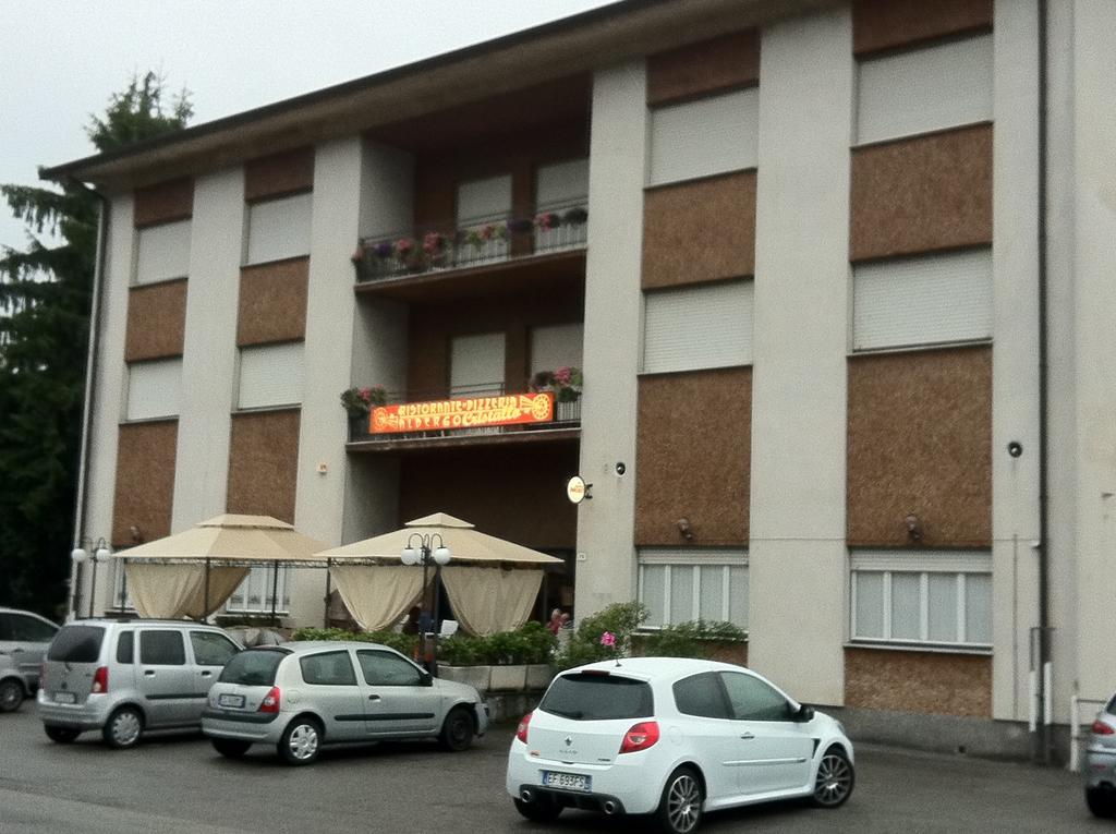 Albergo Cristallo Cittiglio Extérieur photo